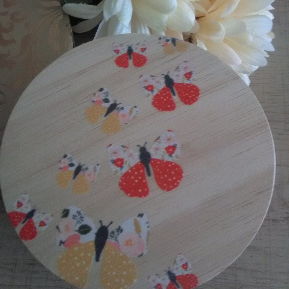 New SAND + FOG Strawberry Mimosa Candle - Picture 7 of 7